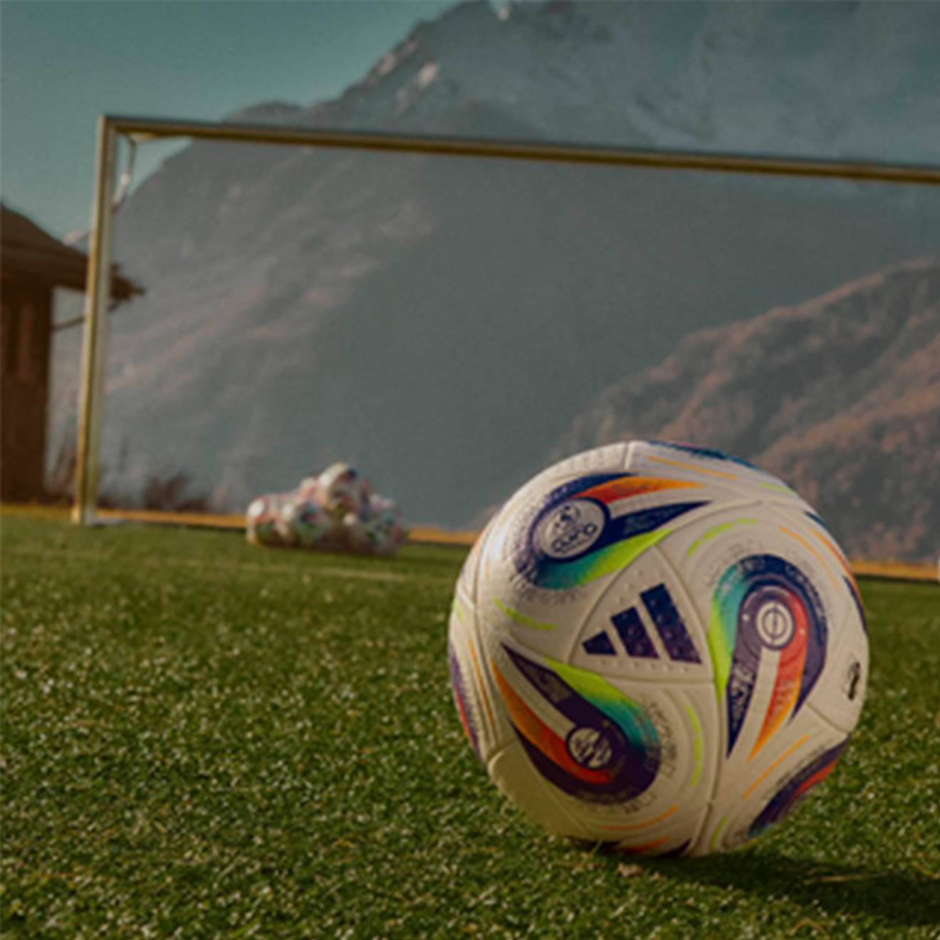 Spielball der UEFA Women’s EURO25™.
